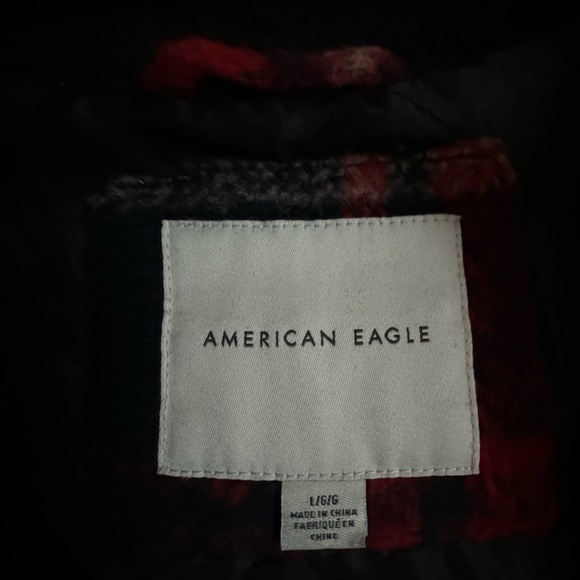 American Eagle women’s plaid fleece jacket - Picture 3 of 3